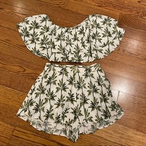 Show me your mumu 2 piece short and crop top set